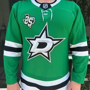 Like New Dallas Stars Hockey Sweater